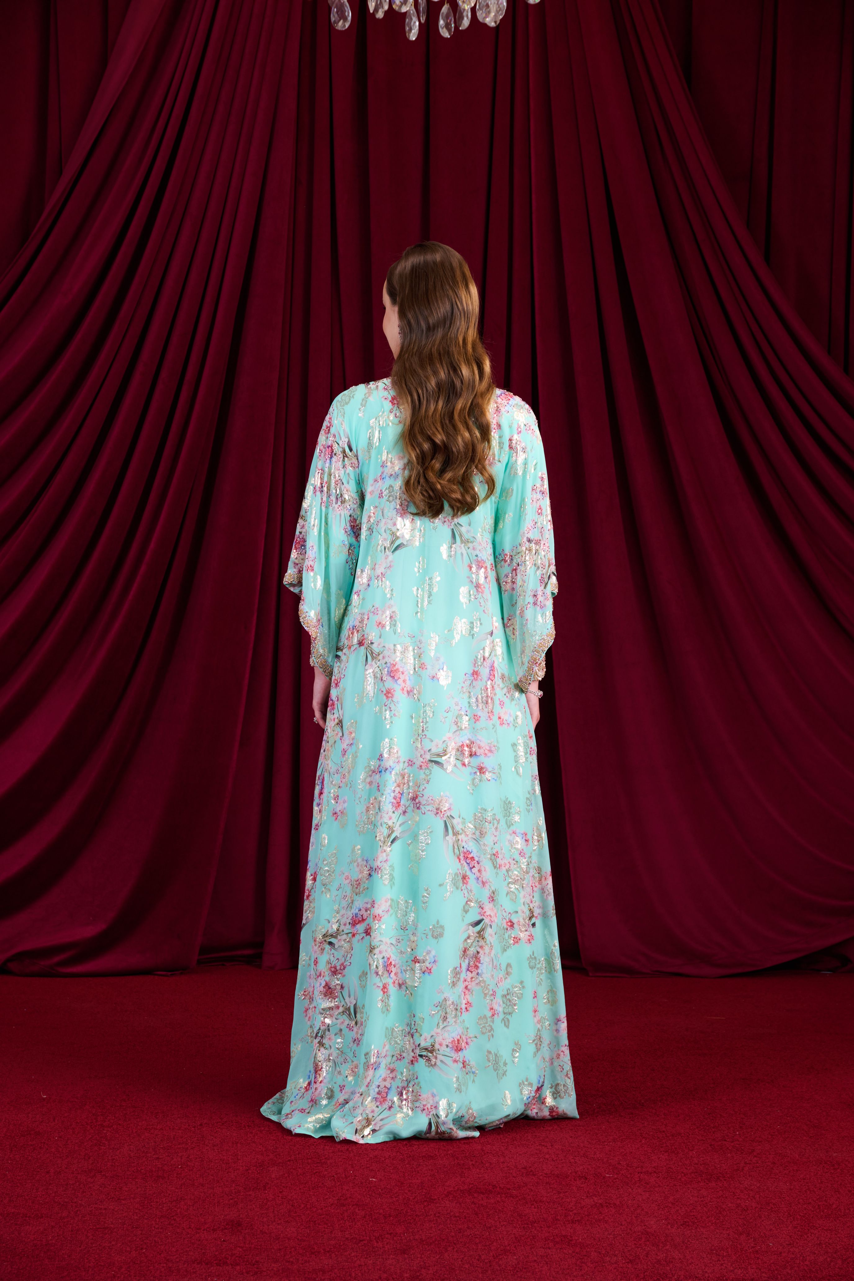 Noria Thoub - AED 5,350 (FEATURED IN IMAGE)