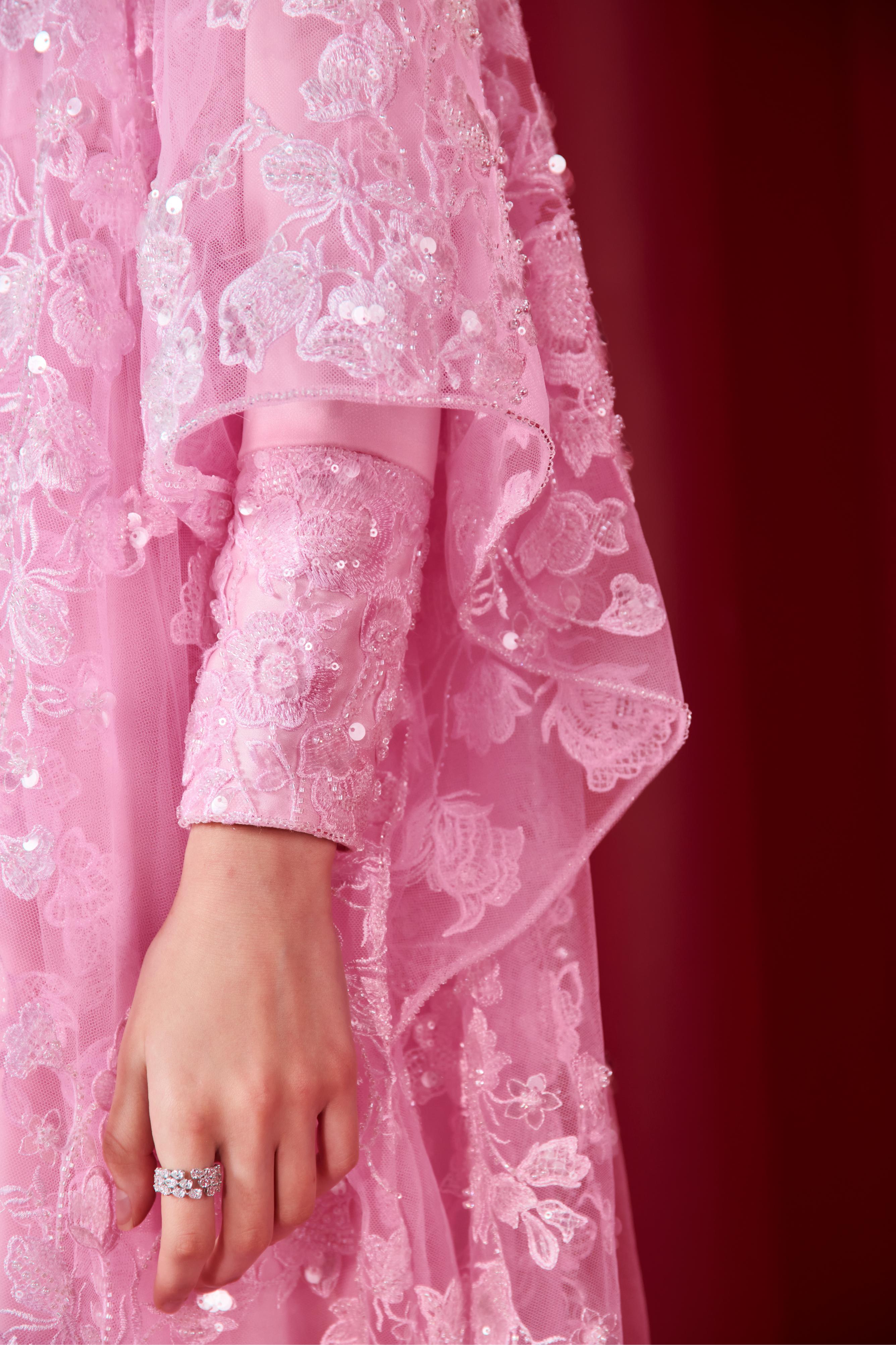 Aya Thoub Pink